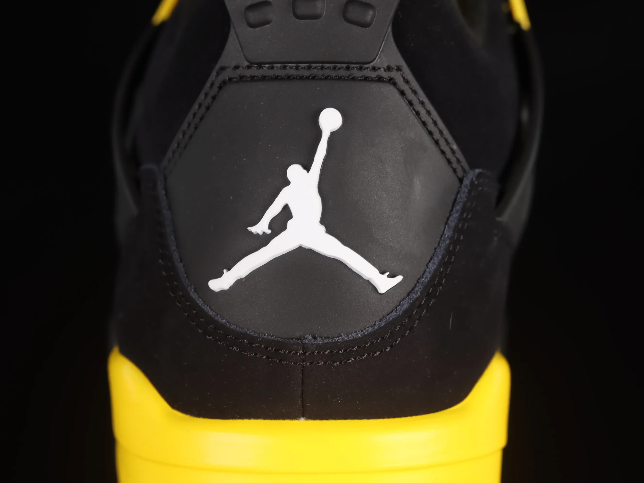 All categories Air Jordan Jordan series basketball shoes Air Jordan 4 LW version Air Jordan 4 "Thunder" AJ4 Joe 4 Thunder replica basketball shoes DH6927-017